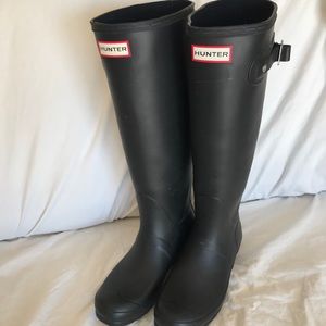 Hunter Welles with fleece liners